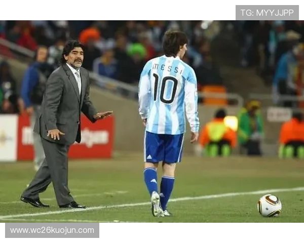 南非世界杯决赛战术解析:球队策略与关键球员表现详解